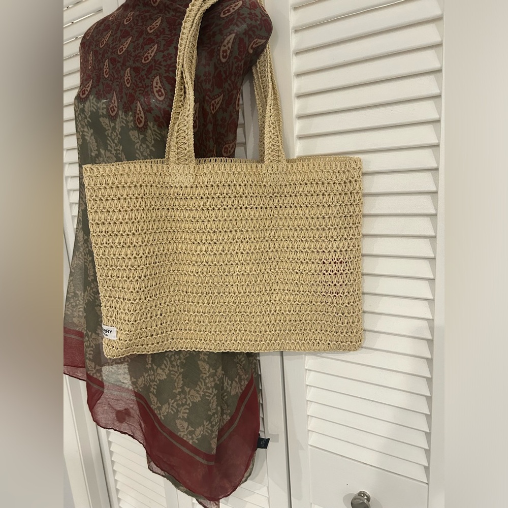 Burberry goddess limited edition straw tote bag